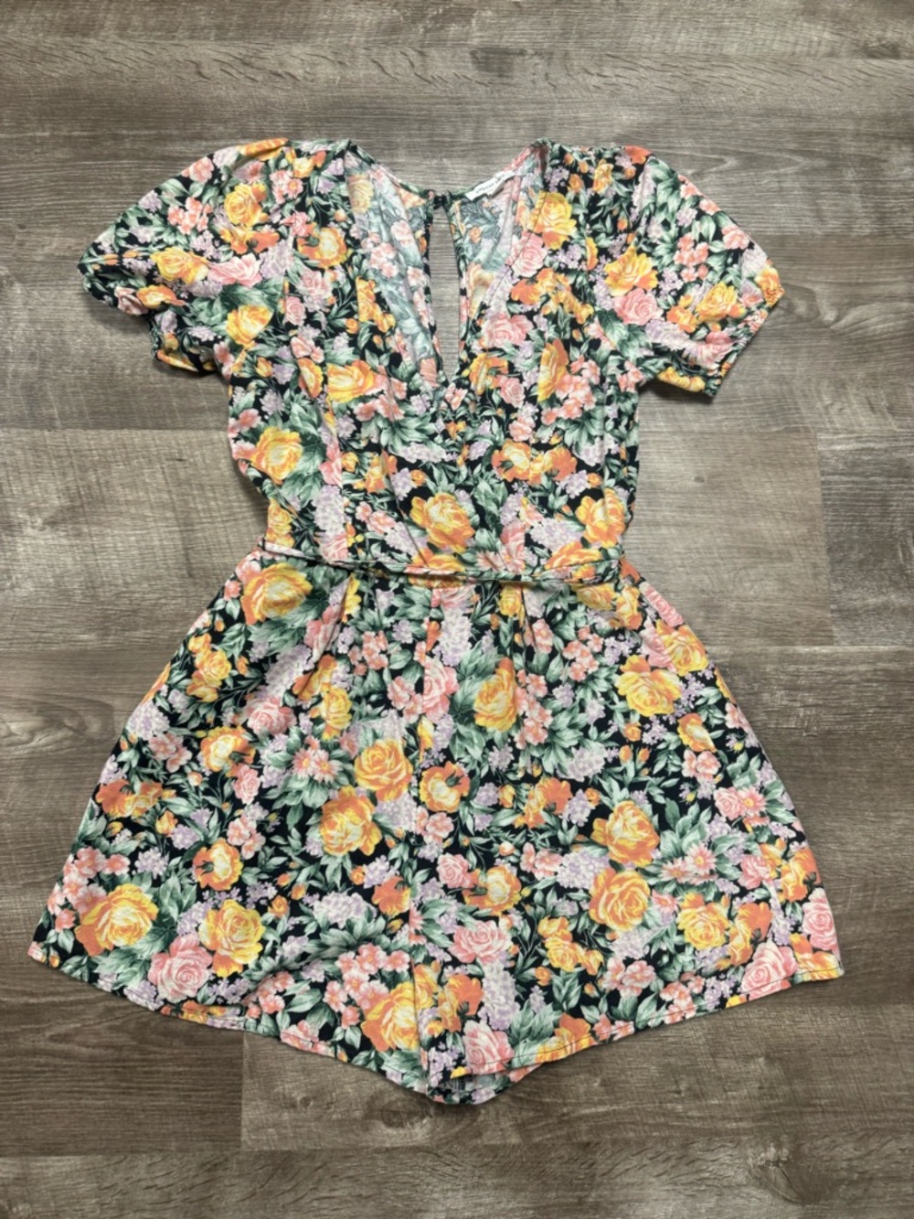 American Eagle Floral Romper Size Small Tall